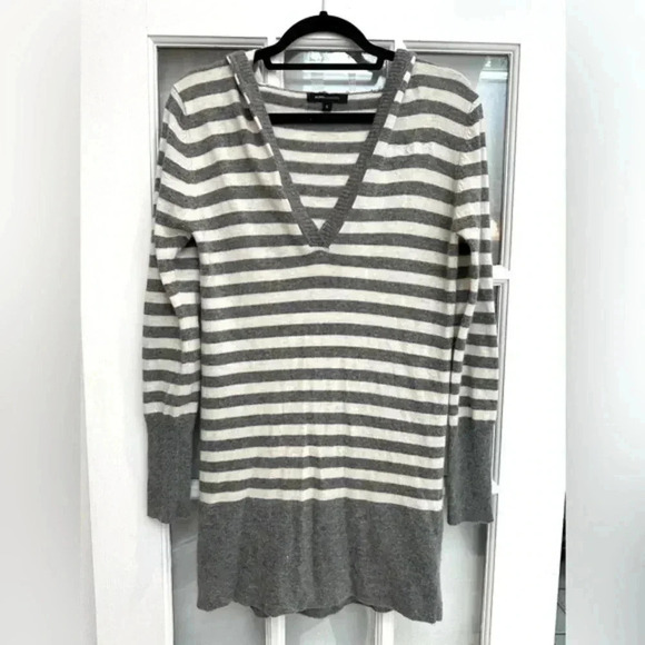 BCBGMAXAZRIA Y2K Grey & Cream Stripe Angora Wool Hooded Sweater Size Large L - Picture 1 of 9
